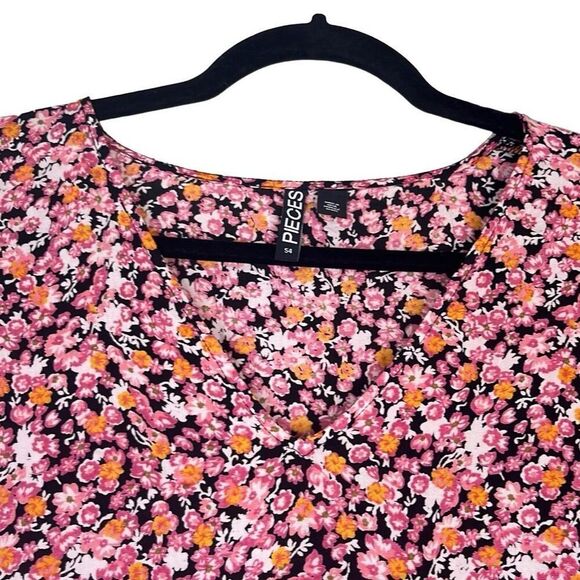 Pieces Pink Black Floral Print Short Sleeve VNeck Babydoll Shift Dress Sz 20 NWT - Picture 3 of 9